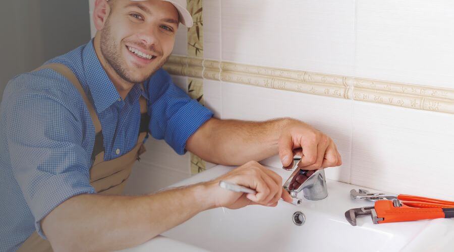 Local water heater installation in Grand View, WI